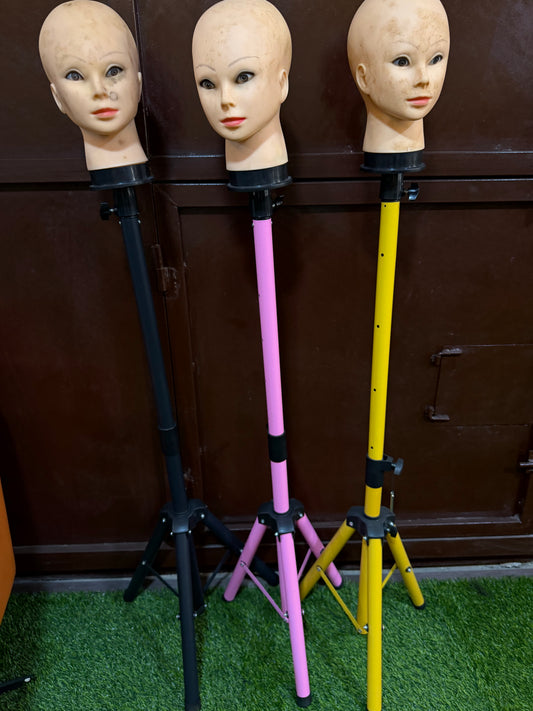 Tripod with dummy head
