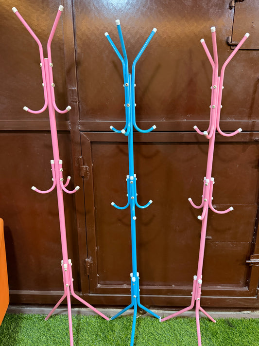 Wig hanger